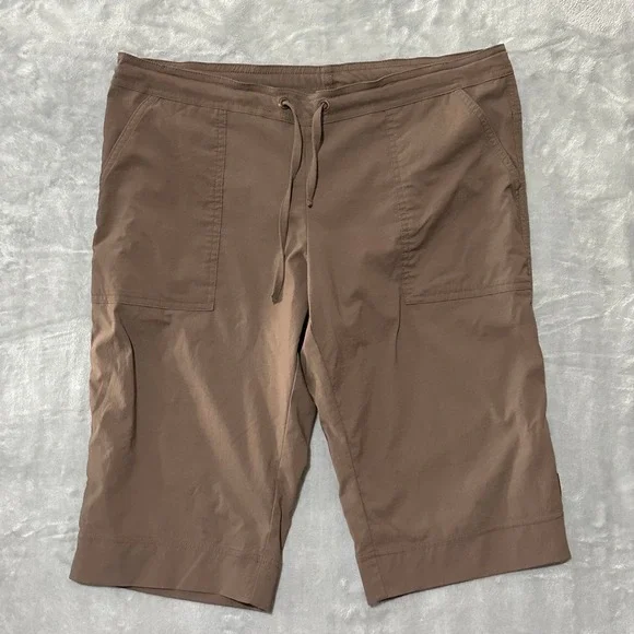 Prana Women's Size M Tan Capri Hiking Outdoor Athletic Shorts Drawstring Pockets - Picture 1 of 8